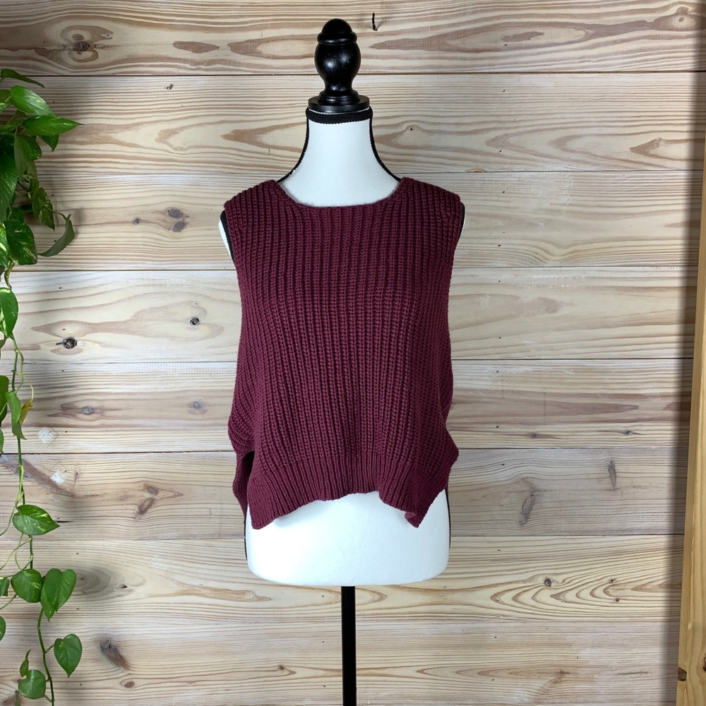 The Hanger Sweater Vest Women L Burgundy Shaker Knit Button Back Top